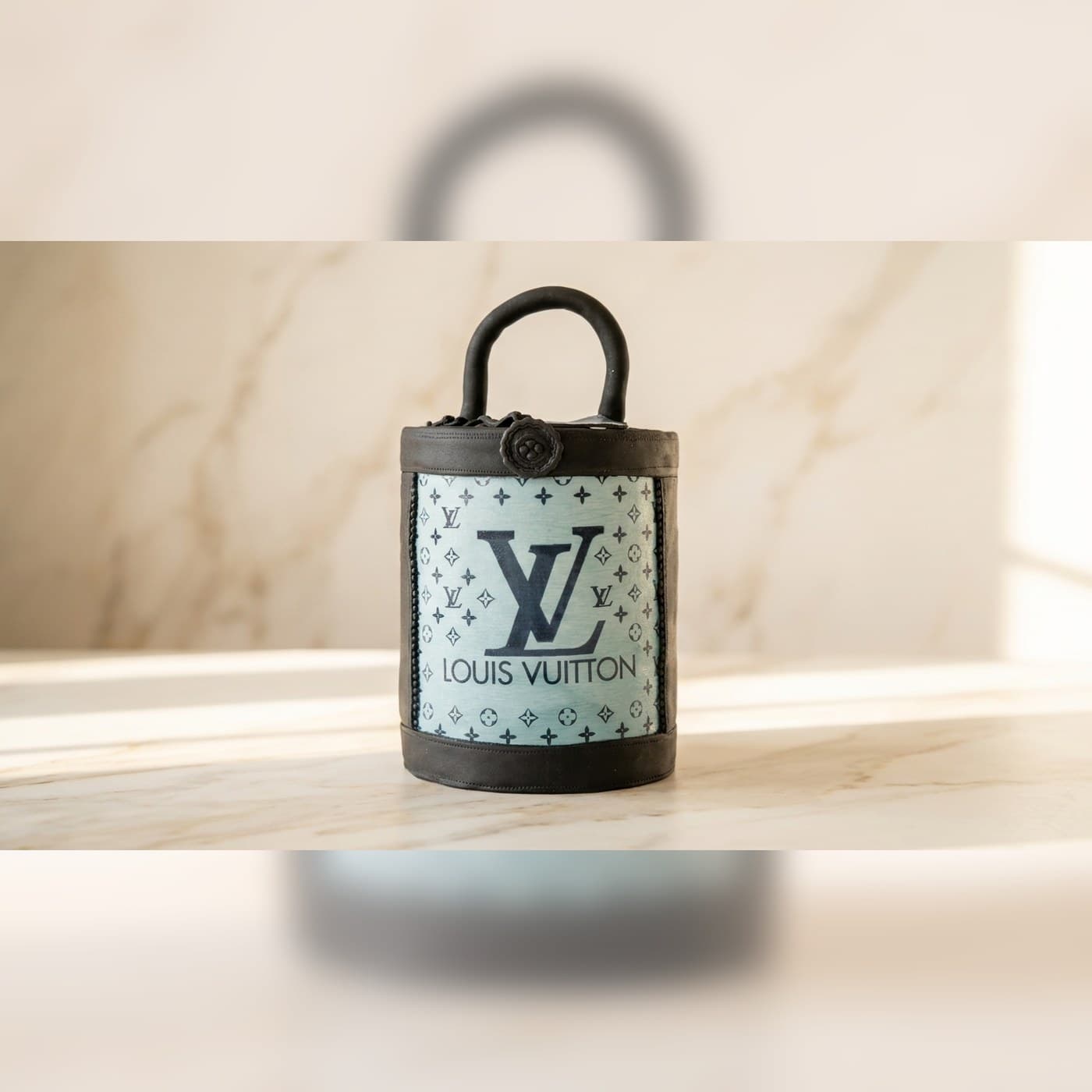 Designer Handbag Custom Cake by Simshine Cakes